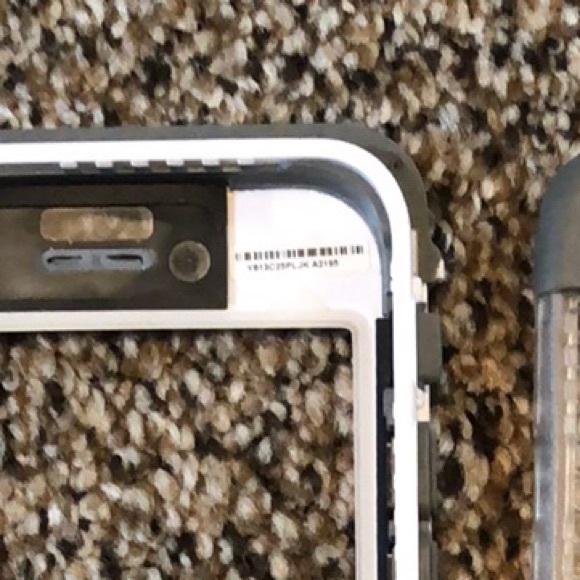 *UPDATED* Life Proof NUUD Case - Picture 7 of 8